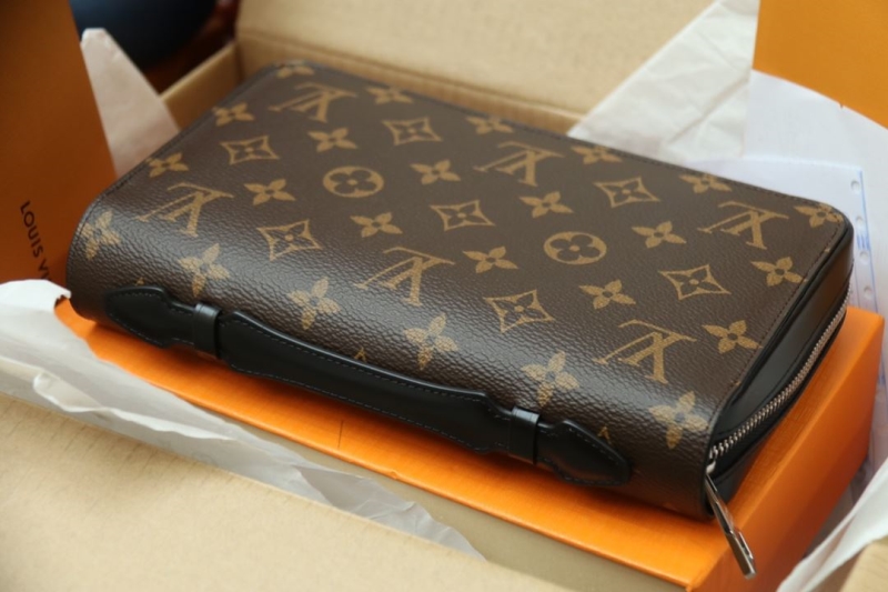 LV Clutch Bags